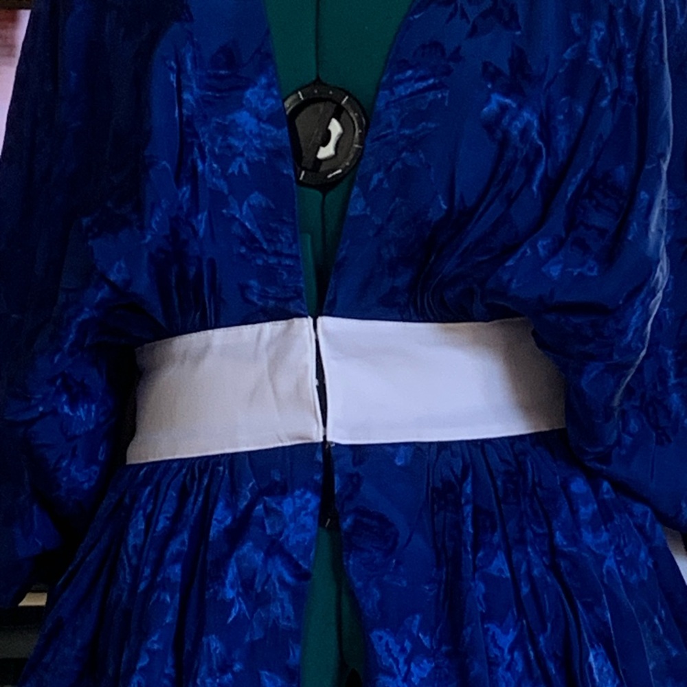 New York & Company new Blue Blouse with White waistband Accent
